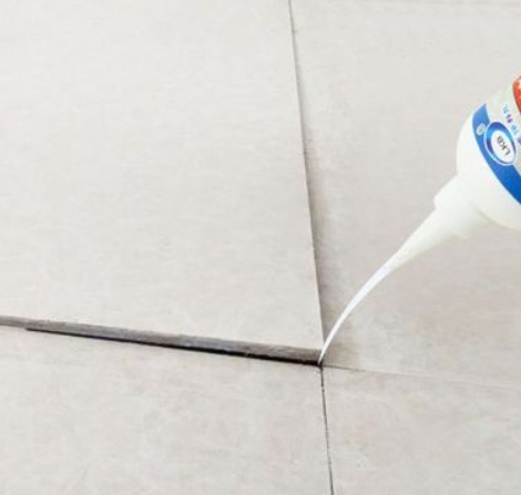 平安瓷砖空鼓维修公司分享卫生间瓷砖脱落的原因可能有以下几点